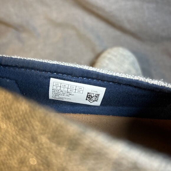 TOMS Gray Canvas Women's Classics Slip-On Shoes 9 W - Picture 6 of 8